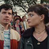 SexEducation_Season3_Episode1_00_51_22_15.th.jpg