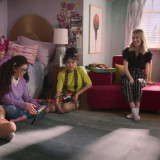 TheBaby-SittersClub_Season2_Episode1_00_15_50_12R.th.jpg