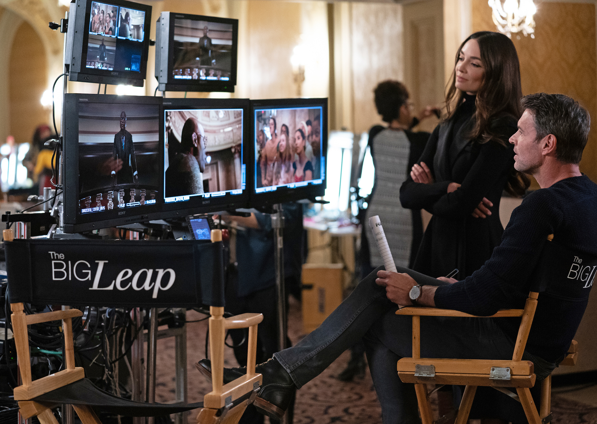 Mallory Jansen as Monica, Scott Foley as Nick in The Big Leap